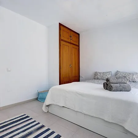 098 Traditional 2 Bed Pueblo Townhouse With Private Terrace Hébergement de vacances Benalmádena
